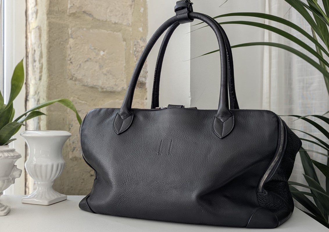 Lire la suite à propos de l’article Nettoyer un sac en cuir : méthode, astuces et erreurs à éviter